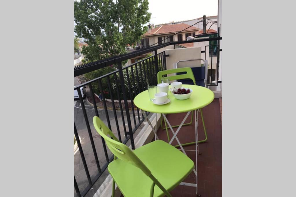 Appartement Des vacances de rêve à Fréjus Extérieur photo