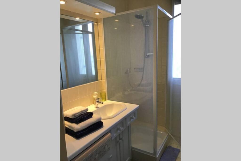 Appartement Des vacances de rêve à Fréjus Extérieur photo